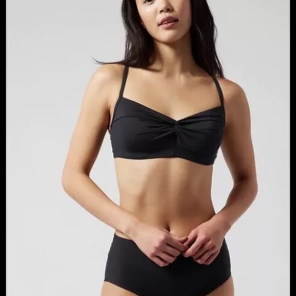 Athleta Hampton Bikini top in pink 38D/DD New With Tags sold out online - Picture 2 of 6